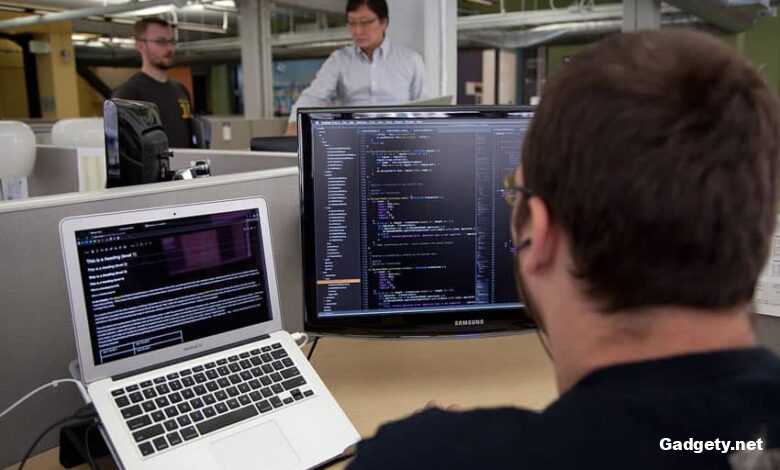 Макбук или ноутбук для программирования ?