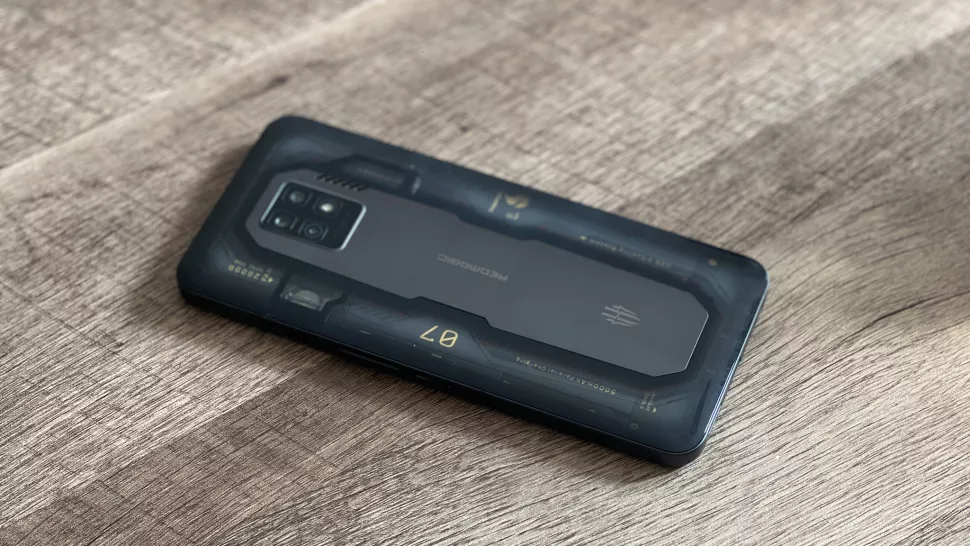 Топ игровых телефонов 2025 3 Nubia RedMagic 7 Pro