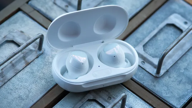 Лучшие беспроводные наушники для смартфона Самсунг 2025 3 Galaxy Buds Plus