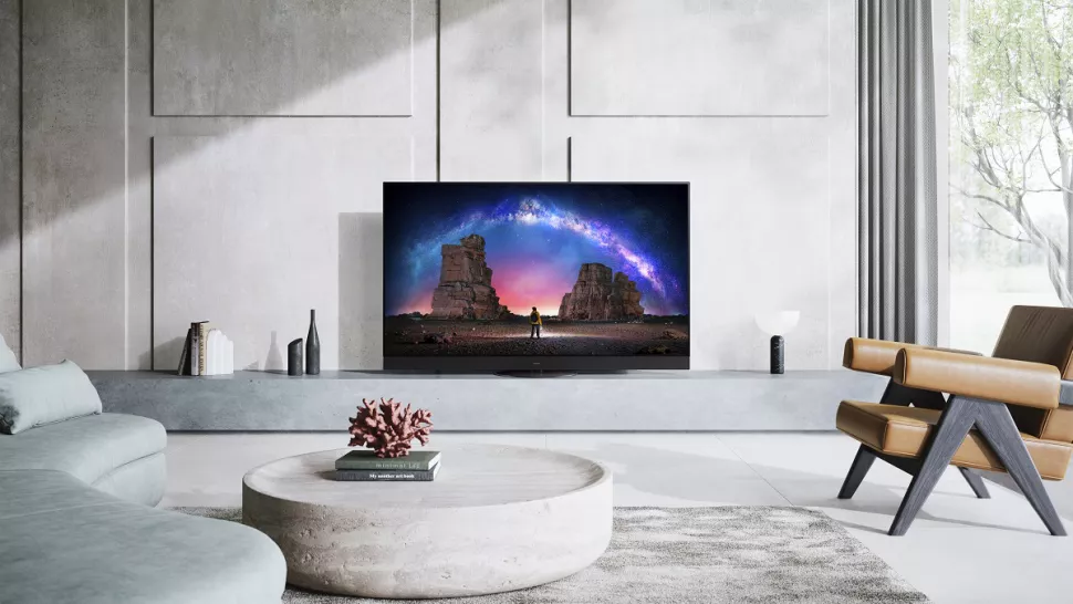 Panasonic JZ2000 4K OLED