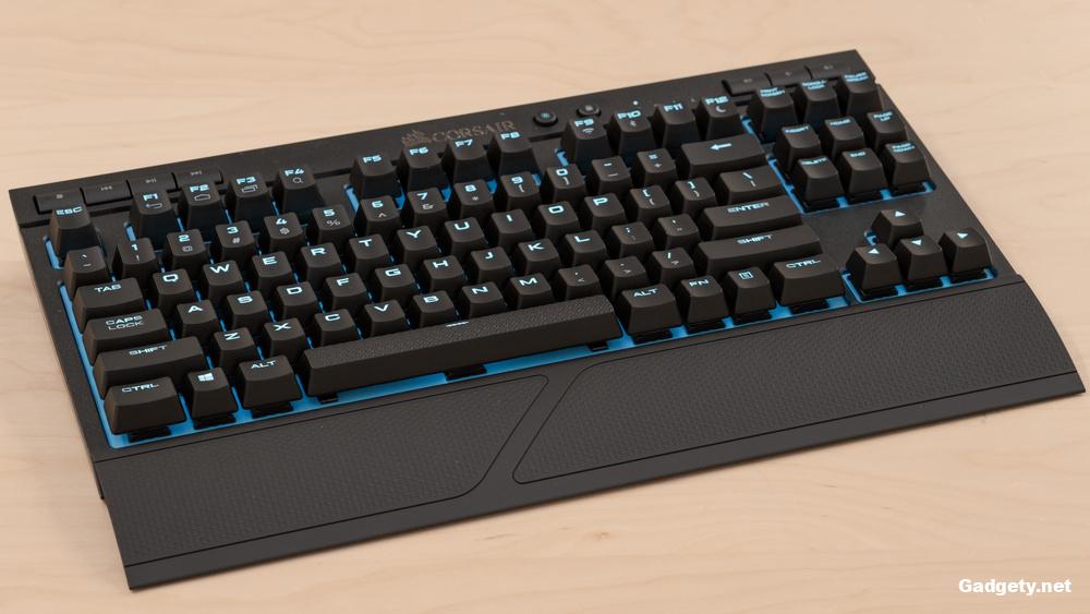 Corsair K63 Wireless