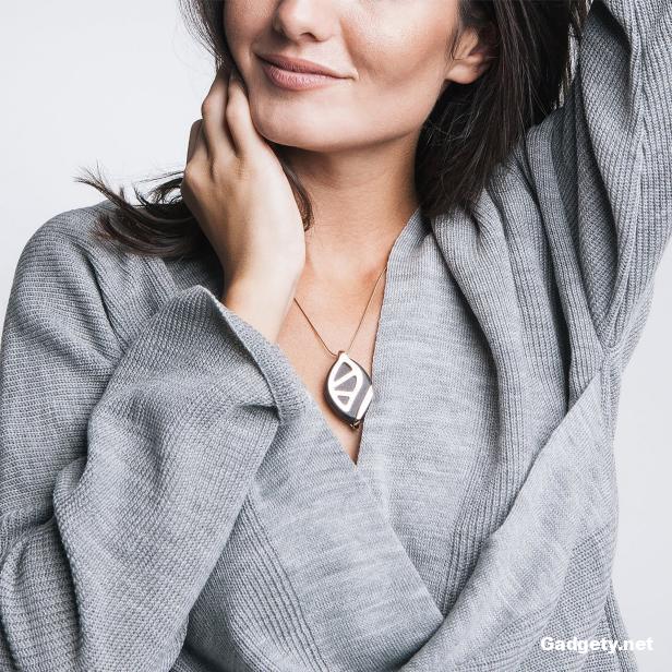 Leaf Urban Health Tracker/Smart Jewelry