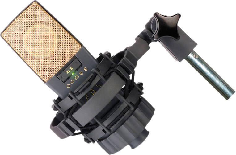 The-AKG-C414XLII