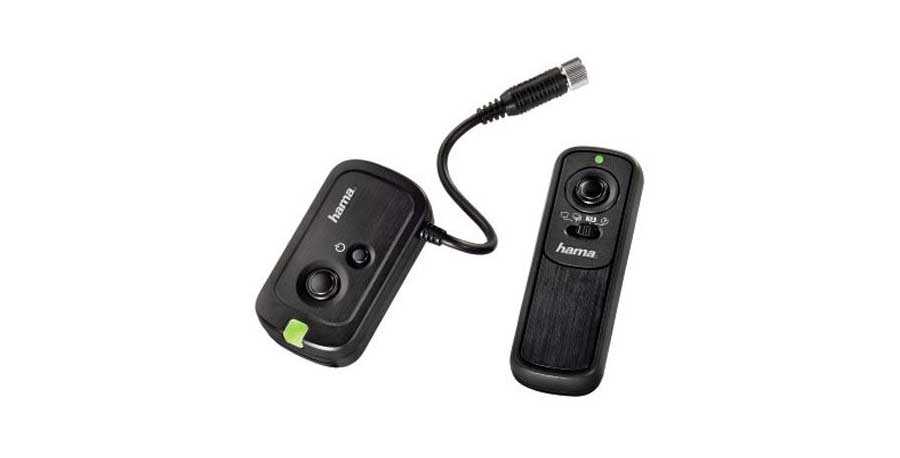 Wireless camera remote