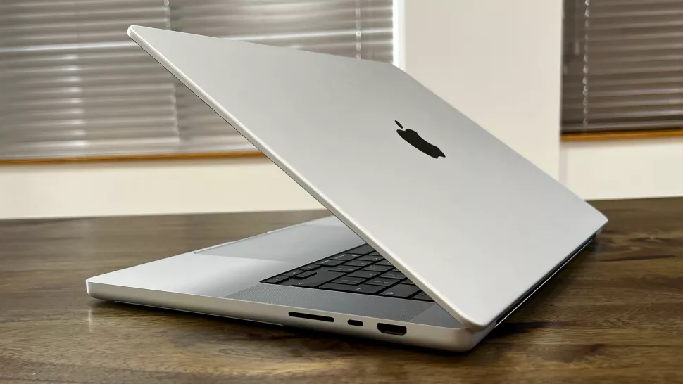 MacBook Pro 16 дюймов (M1 Pro, M1 Max, 2021 г.)