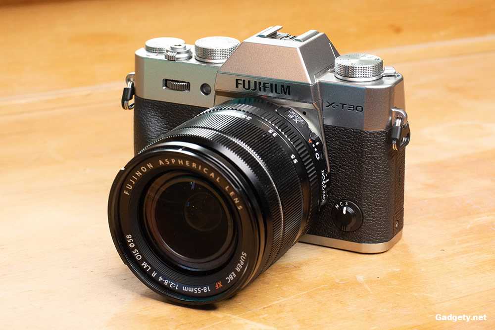 Лучшие любительские фотоаппараты 2025 4 Fujifilm X-T30 II