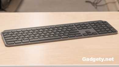 Logitech MX Keys
