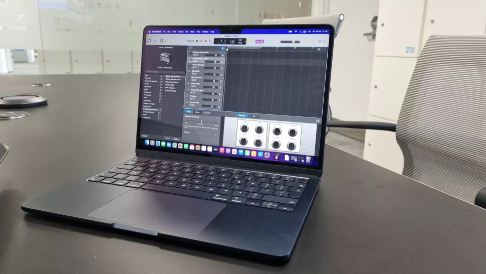 MacBook Air M2 (2022)