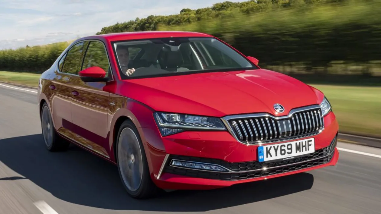 Skoda Superb hatchback review